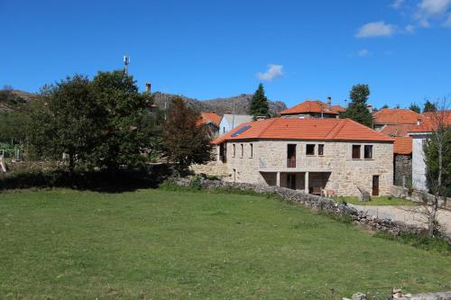 Casa Fonte Do Laboreiro Castro Laboreiro