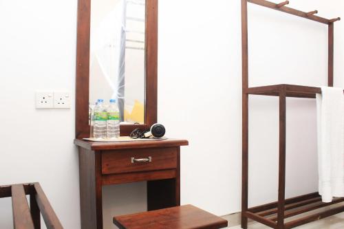 Deluxe Double Room image 8