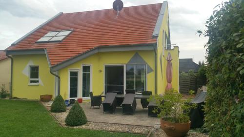 Moderne großzügige Villa 246 qm 8,5 Zimmer, offener Kamin bis zu 13 Schlafplätze - Accommodation - Obergröningen