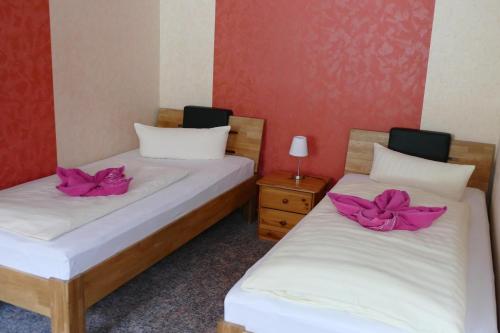 A Hotel Com Hotel Deutsches Haus Hotel Malchow Germany