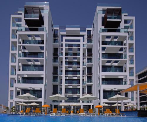 Näkymä ulkoa, C CENTRAL RESORT THE PALM in Palm Jumeirah