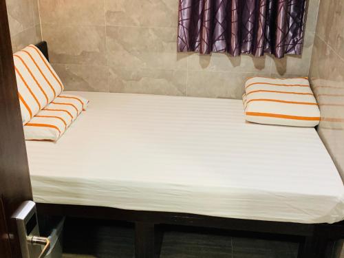 Deluxe Single Room image 2