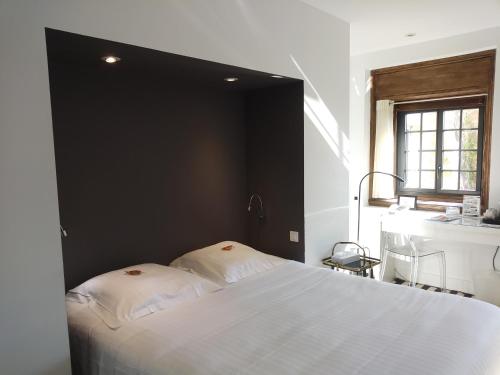 2 twin beds