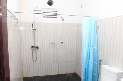 Deluxe Triple Room image 2