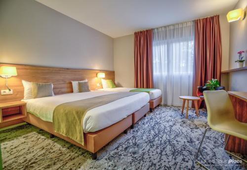 Utopia Hotel - image 5