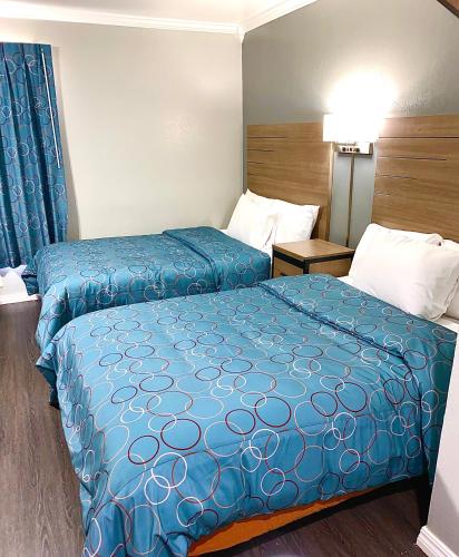 Budget Host Inn