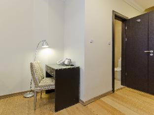 The Royale Chulan Hyde Park Hotel - image 2