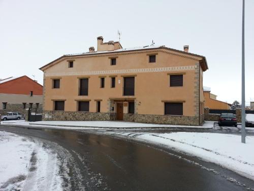 Hotel Rural La Casa del Tio Telesforo, Trescasas bei Navafría