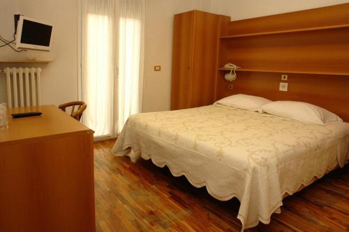 Hotel Torrismondi - image 11