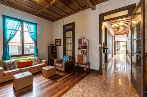 Lobby, ALAJUELA CITY Hotel & Guest House in Agonia
