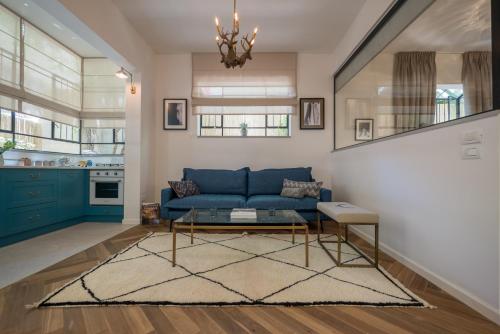 Two-Bedroom Apartment image 6