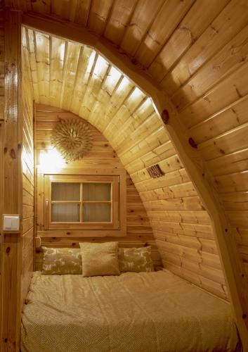 The Gold Pod, relax and enjoy on a Glamping house in Azinhaga Do Ribatejo