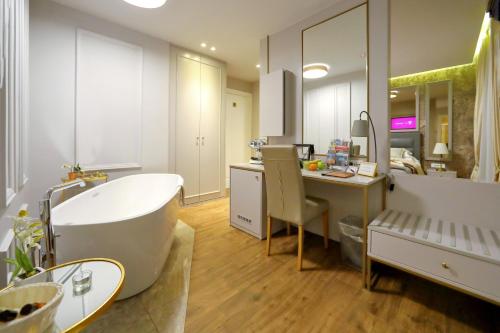 Luxury rooms Kadena - image 9