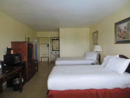 Flagship Inn in Lake Brownwood, USA