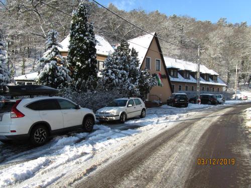 Hotel Síkfőkút - image 9