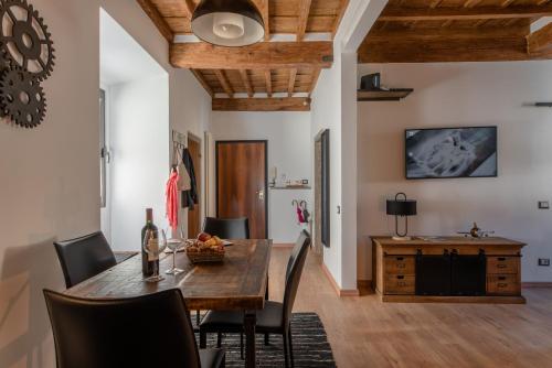 Santa Trinita - Flo Apartments, Florence