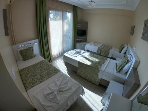 1 queen bed