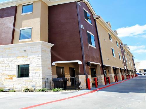 Cityview Inn & Suites Downtown Rivercenter Area