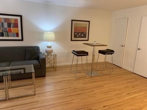 Lenox Hill Apartments 30 Day Stays - image 7