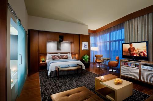 West Tower Luxury King with Pool View - Non-Smoking room in Seminole Hard Rock Hotel and Casino Tampa