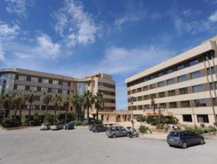 Hotel President - image 14