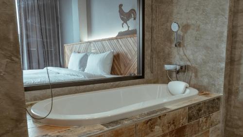 Bathroom, OU HOTEL near Naresuan University