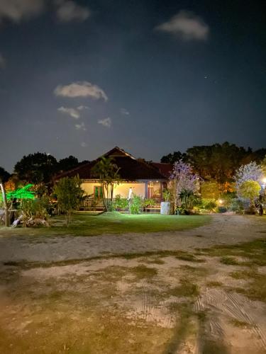 Hotellet från utsidan, Singgahsana Villa near Mahsuri's Tomb