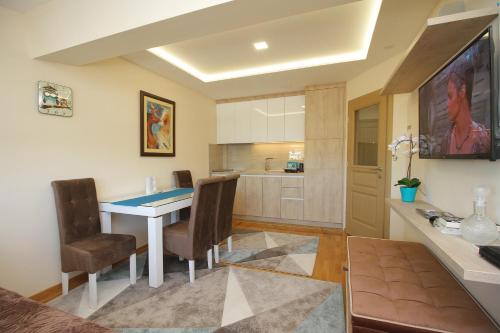 Apartman Vip Aleksa Zlatibor Centar - image 8