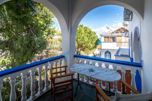 Velendzas Holidays - image 12