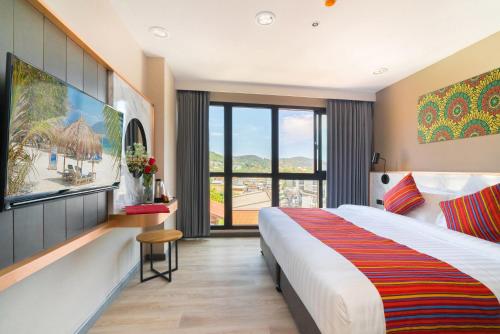 room detail thumbnail 0