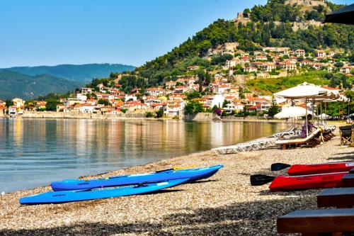  Διαμέρισμα στην παραλία Γριμπόβου, Unterkunft in Nafpaktos