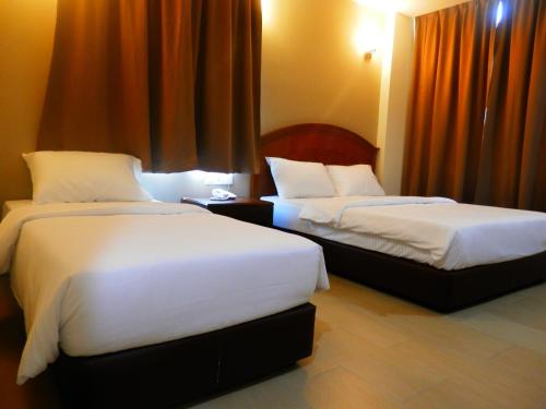 Deluxe Triple Room room in Lks Hotel