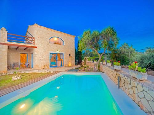  Villa Nout, Pension in Planos