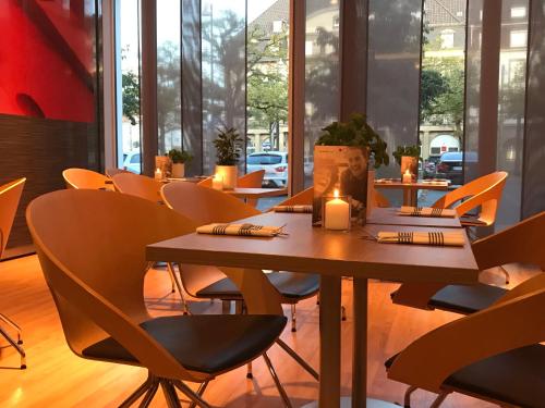 IntercityHotel Darmstadt - main image