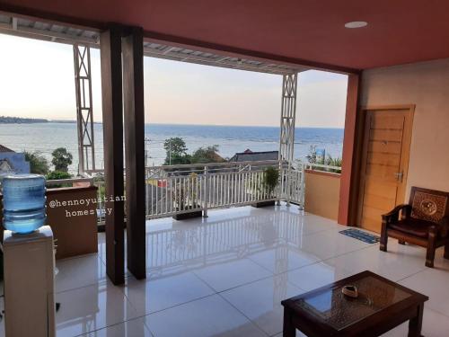 Hennoyustian Homestay in Paciran