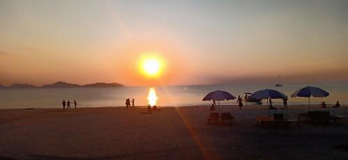 MOOK BOONCHU HOTEL - 주변 명소