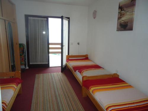  Apartments Jelekovac in Sveti Petar