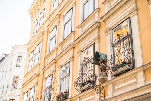 Luxury Suites Mariahilf by welcome2vienna - image 3