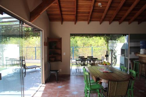 Casa para temporada com 3 suítes com ar condicionado (Casa para temporada com 3 suites com ar condicionado) in Jardim Formoso