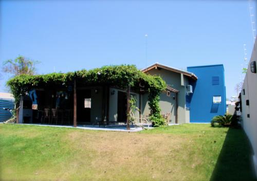 Casa para temporada com 3 suítes com ar condicionado (Casa para temporada com 3 suites com ar condicionado) in Jardim Formoso