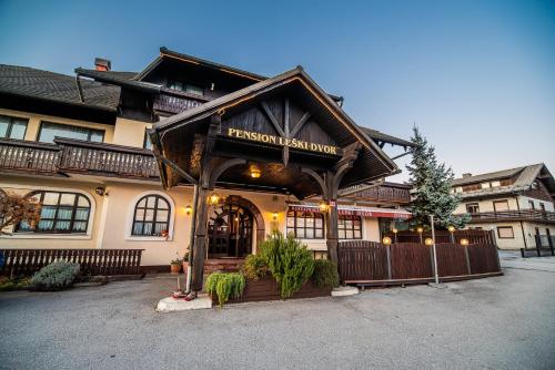 Exterior view of Guesthouse Leski Dvor