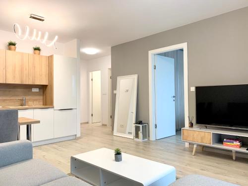 Elegant, bright spacious apartment in Bratislava center, Bratislava (photo 2)