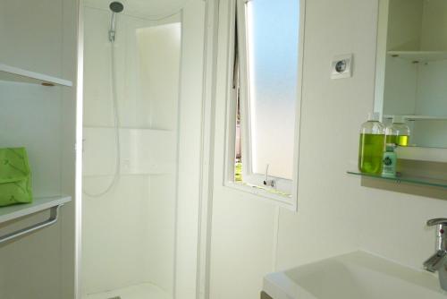 2 bedrooms, 4 beds