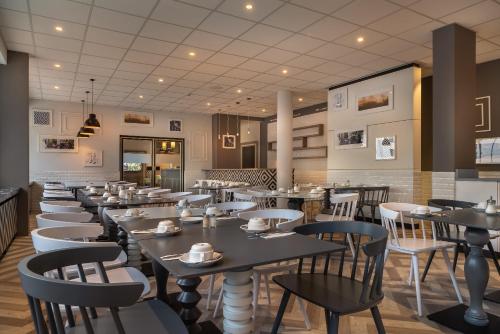 Food and beverages, Garner Hotel Berlin - Wilmersdorf By IHG in Wilmersdorf