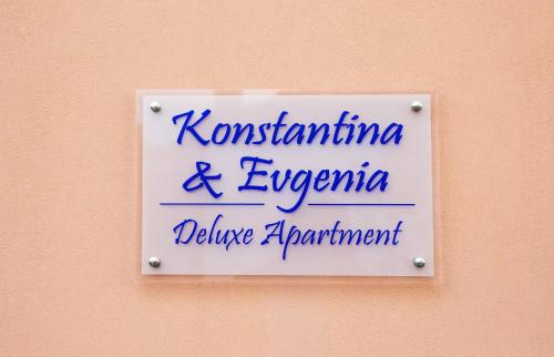  Konstantina & Evgenia Deluxe Apartment in Néa Péramos