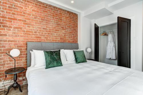 Burgundy Lofts - Marche Atwater
