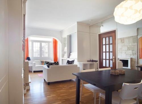 

Glorys Apartment