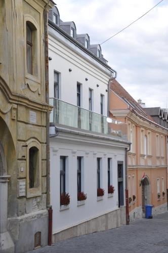 Centrál Vendégház Székesfehérvár - image 3