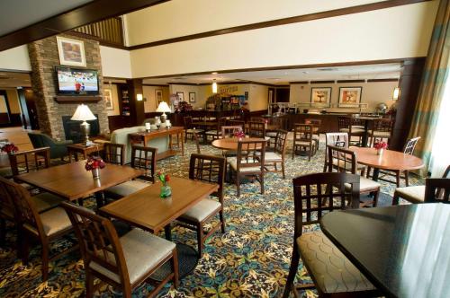 Hawthorn Suites by Wyndham Williamsville Buffalo Airport