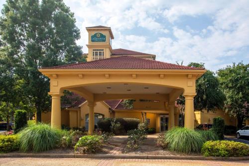 La Quinta by Wyndham Charlotte Airport South in Charlotte, USA